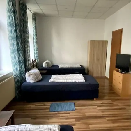 Monteurapartment In Bis 4 Personen *