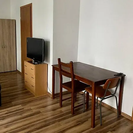 Apartman Monteurapartment In Bis 4 Personen *
