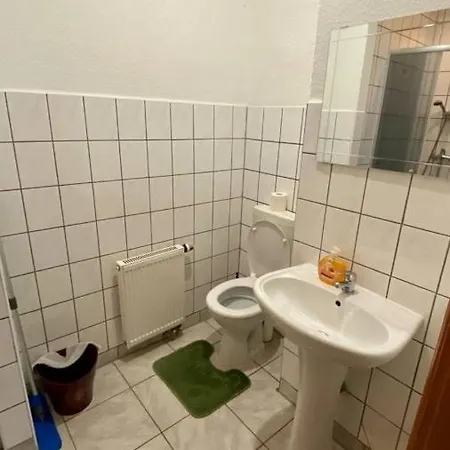 Monteurapartment In Bis 4 Personen *