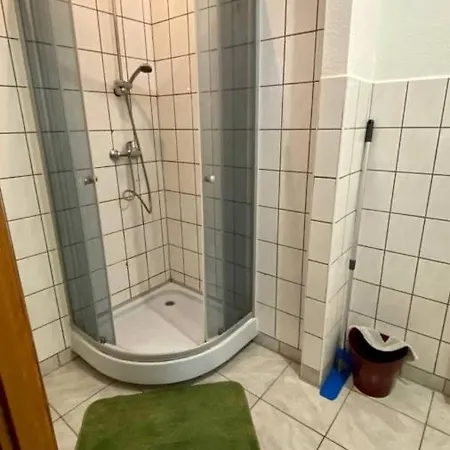Monteurapartment In Bis 4 Personen *